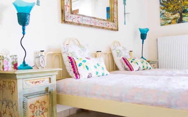 Seafront Luxury Villa w 5-en Suite BR BBQ