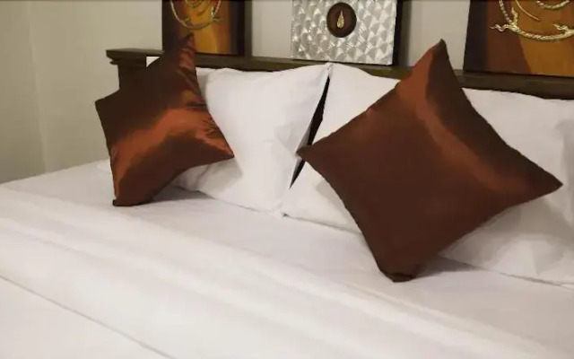 Ban Phraya Lanna Apartments