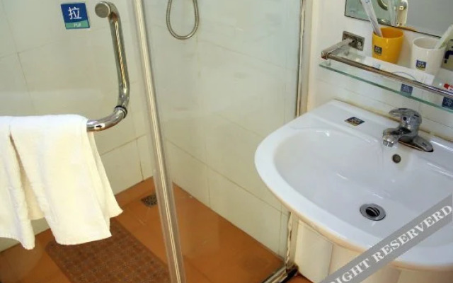 Yijia 365 Chain Hotel (Kaifeng Kaihua)