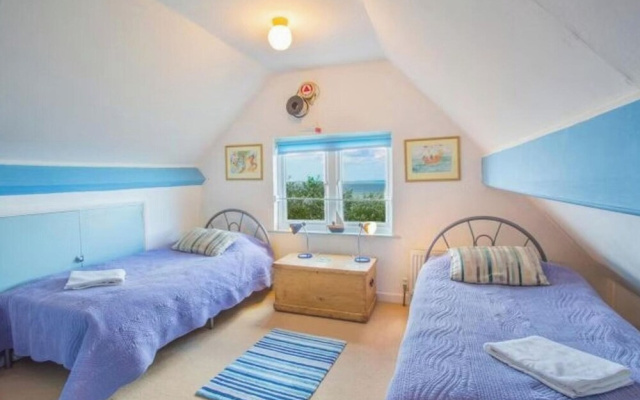 5 Bedroom House Sleeps 15 - Hot Tub - Cinema Room