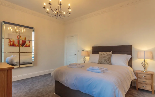 1 Bed- The Balmoral Suite