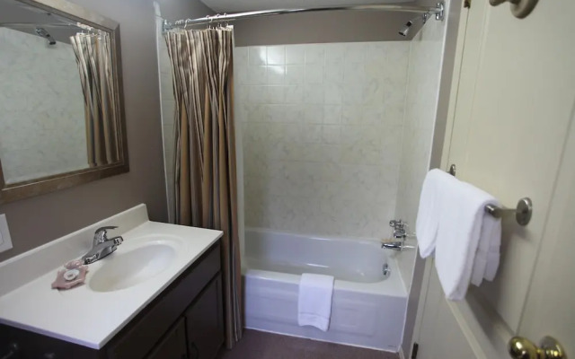 Richca Chalets Resort