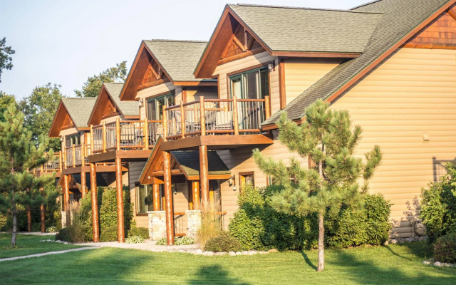 Ruttger's Bay Lake Resort