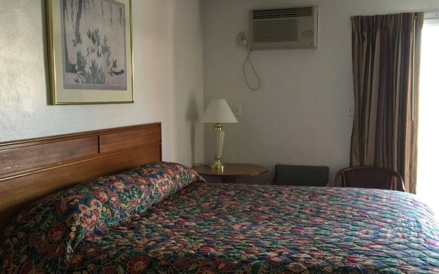 The Valley Motel
