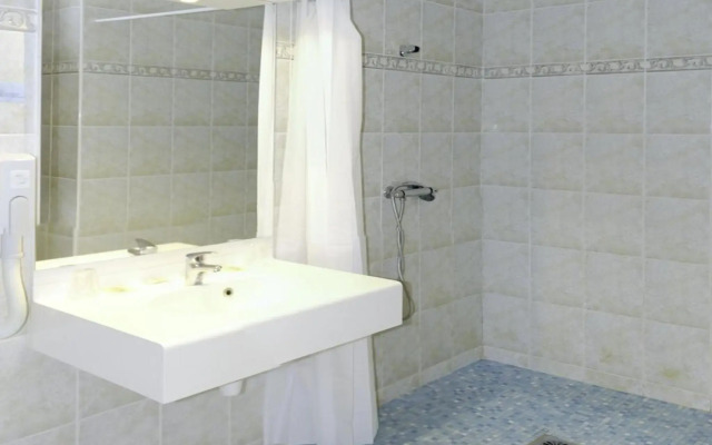 Logis De France Des Sources