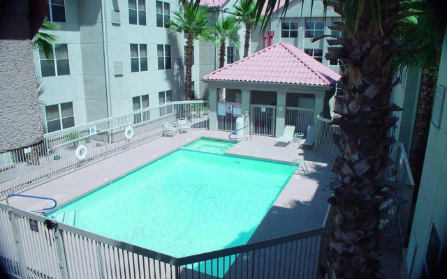 Homewood Suites by Hilton Phoenix/Chandler