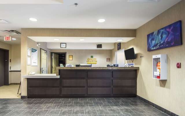 Quality Inn & Suites Thompson