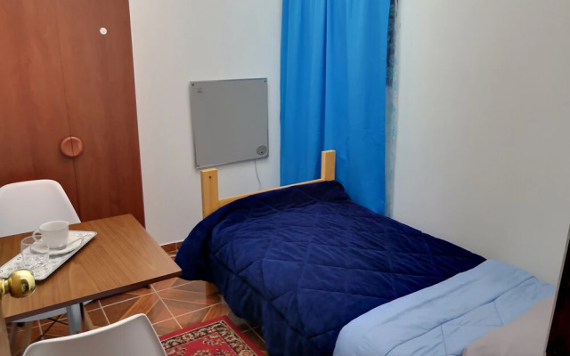 1 Hostal Galeria - Adults Only