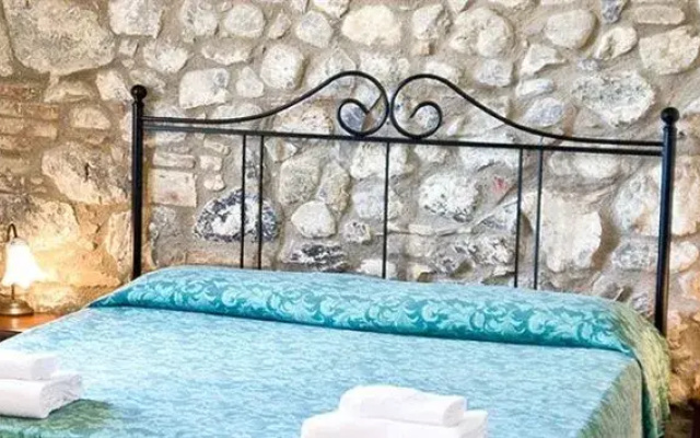 Borgo di Pomaia