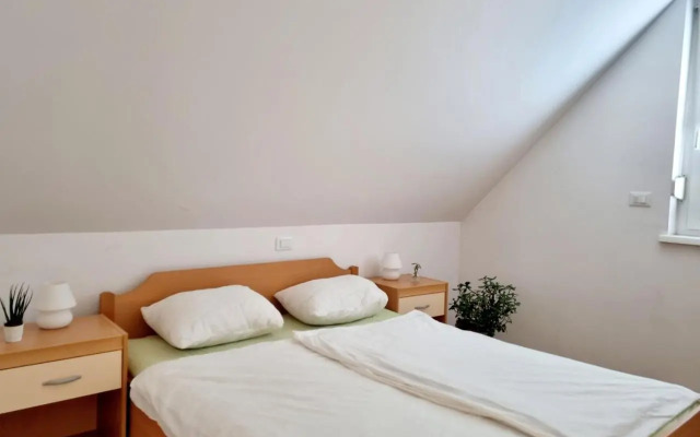 Apartmaji pri Ticelnu