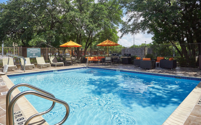 Hyatt House Austin Arboretum