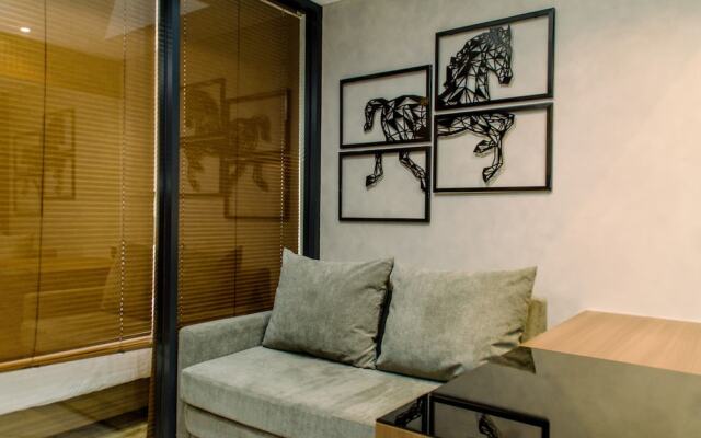 Elegant And Nice 1Br At The Smith Alam Sutera Apartment