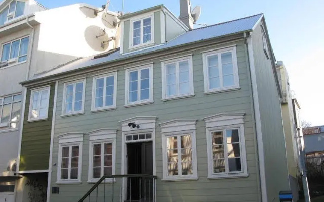 Briet Apartments