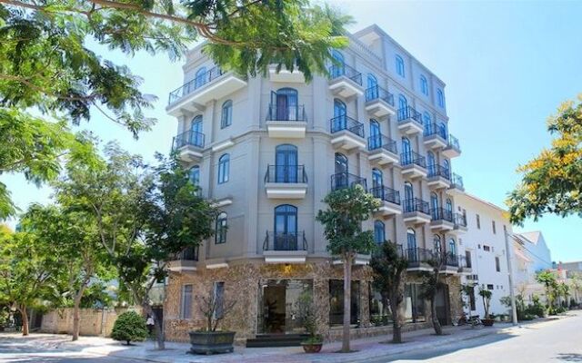 AHA Monaco Hotel Phan Thiet