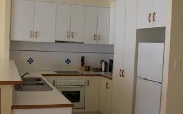 OSheas Windsor Hotel