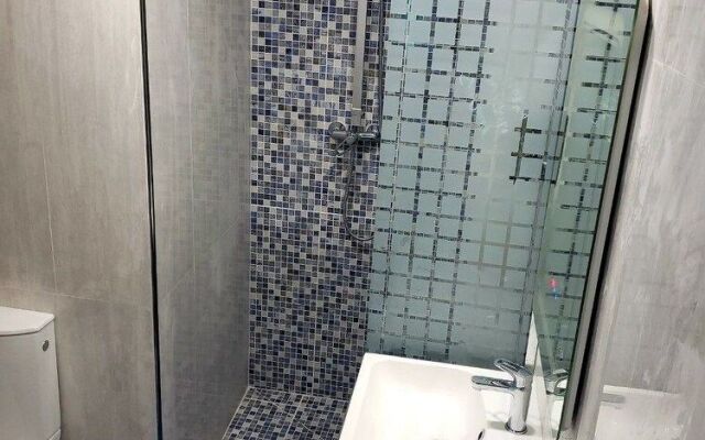 London Connection Hostel