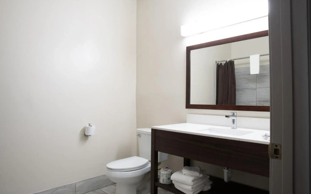 BlissPoint Inn & Suites
