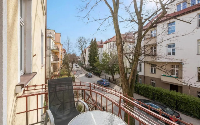 Grand Apartments - Two bedroom, 6 person city center apartment