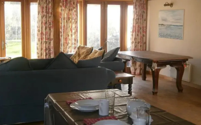 The Oak Retreat