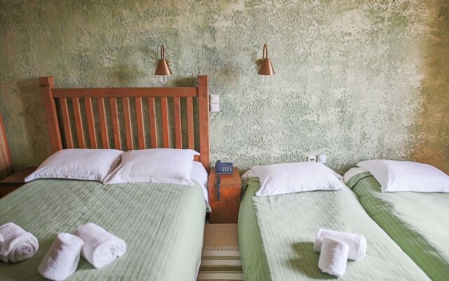 Faris Hotel