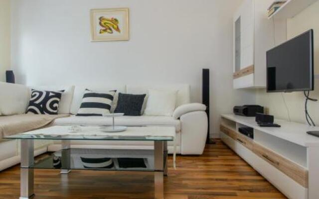 Apartment Era