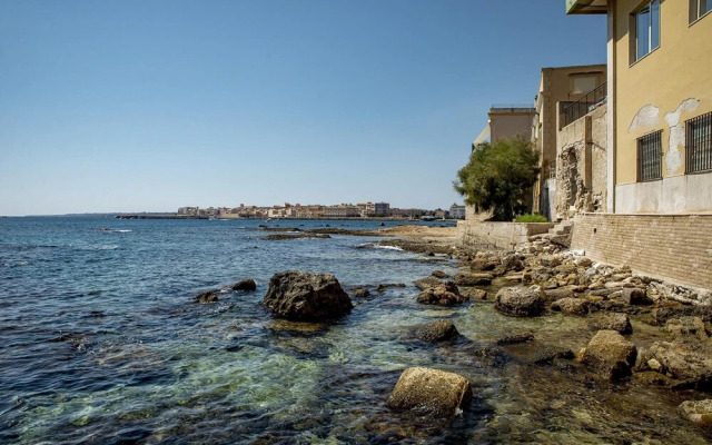 Oltremare Studio I in Siracusa