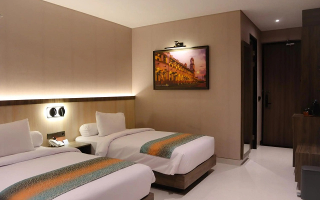 Eno Front One Hotel Semarang