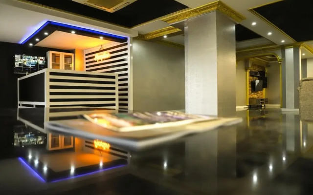 Yıldız Moonlight Hotel