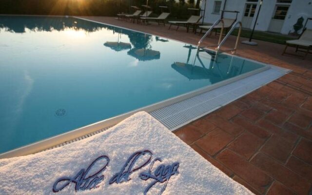 Alice Del Lago Country House