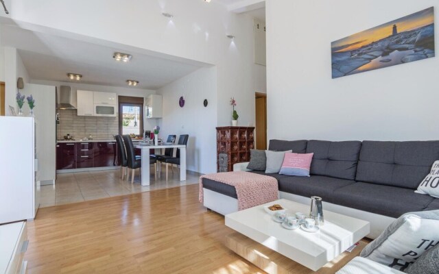 Nice Home in Galizana With Wifi and 2 Bedrooms