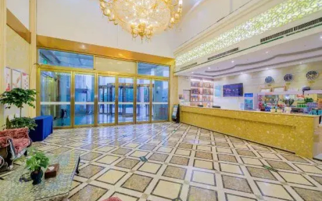 Yafeiya Hot Spring Hotel (only Henan Movie Town store)
