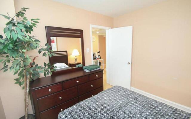 Renaissance Properties - 2135 Walnut