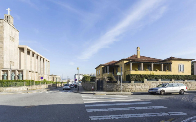 Charming Antas House