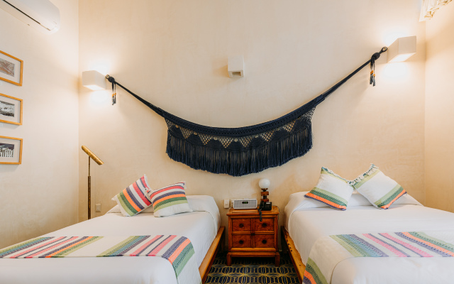 Waye Valladolid Centro – Sustainable, Authentic Experiences & Pet Friendly Boutique Hotel