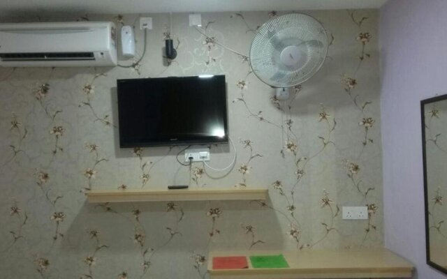 Leaf Guest House