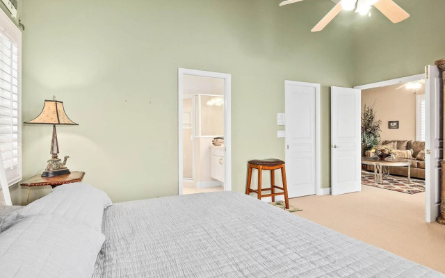 Tuscan Sun by Teeming Vacation Rentals