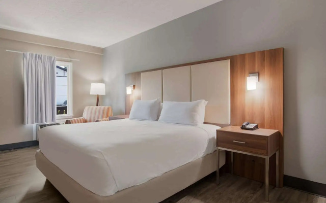 SureStay Hotel by Best Western Helen Downtown