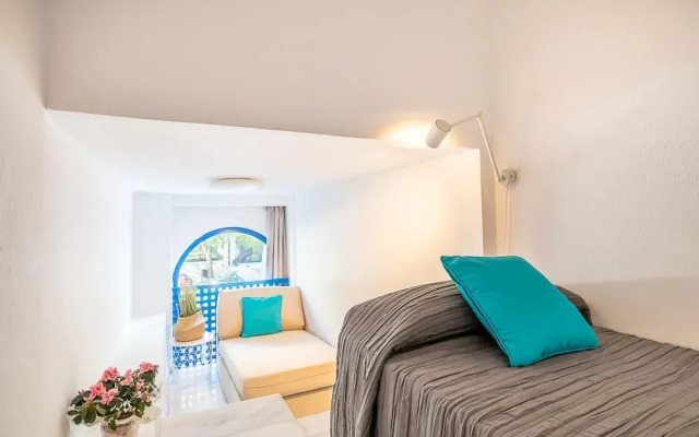 Marbella Pool House Gf44 On Sea Shore