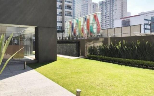 Argento Apartment in New Polanco