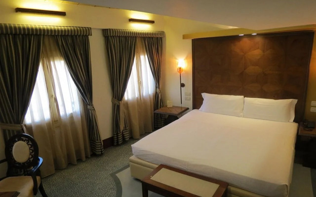 Venice Roulette Hotel 4*