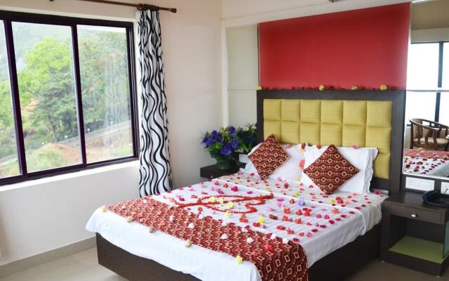 Tea Mount Suites