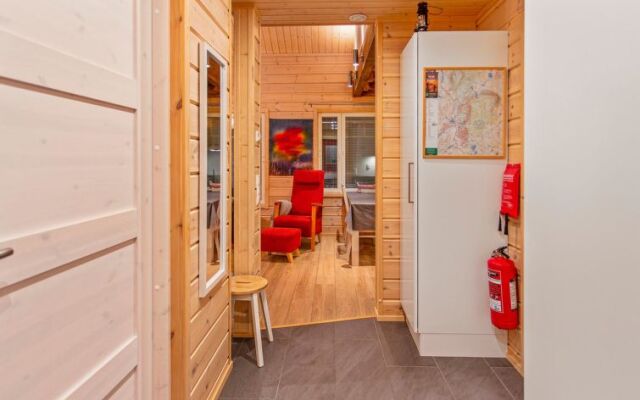 Holiday Home Kevätpiippo a