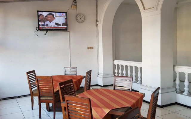 Hotel DeQur Jakarta Kota