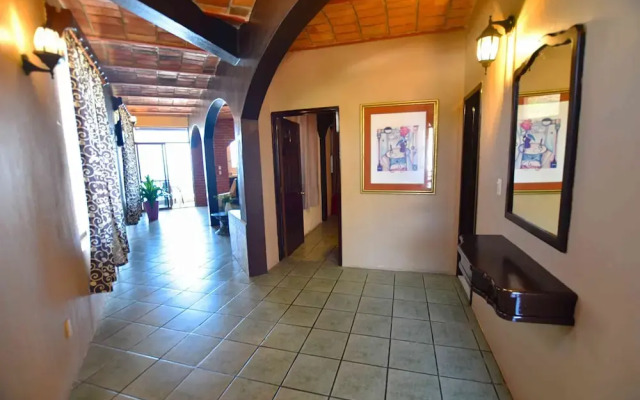 Hotel Villa Flores
