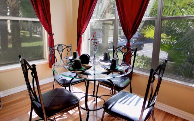 Royal Laguna Villas By Magical Memories