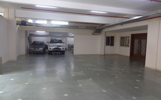 Hotel Ashwa Park
