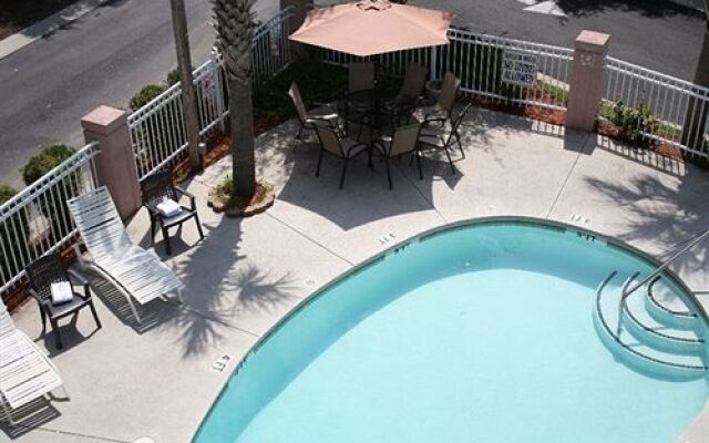 Suburban Extended Stay Hilton Head