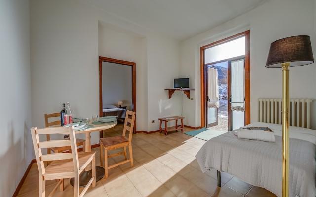 Belvedere Apartments A40