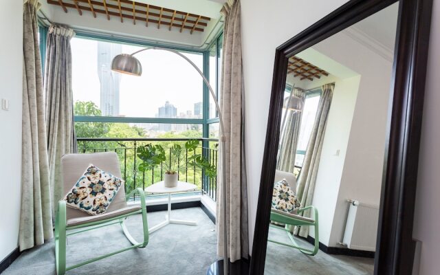 StarHome West Nanjing Road Branch