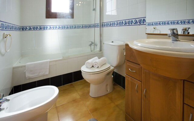 Nice Apartment With Washing Machine, on Monte Pego Mountain